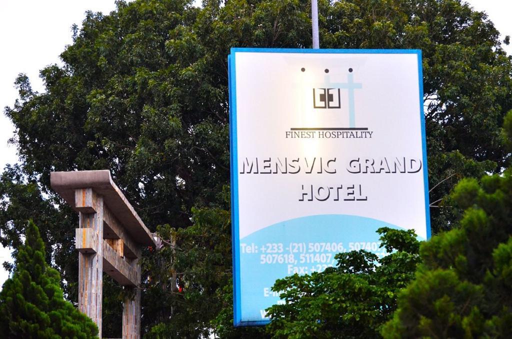 Mensvic Grand Hotel Аккра Экстерьер фото